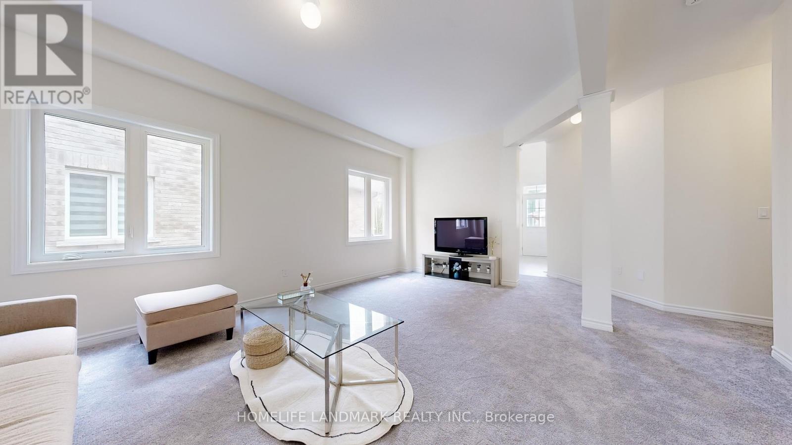 119 Hawkins Street, Georgina, Ontario  L0E 1R0 - Photo 7 - N12817338