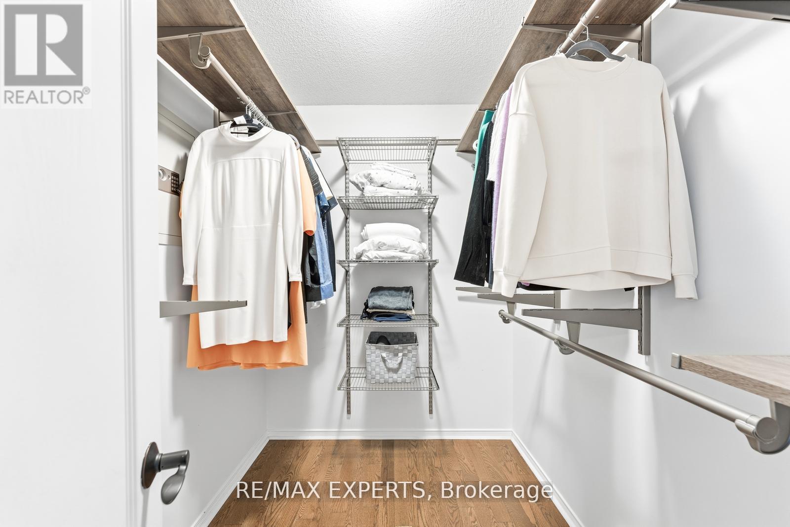 75 Delattaye Avenue, Aurora, Ontario  L4G 7T8 - Photo 27 - N12817348