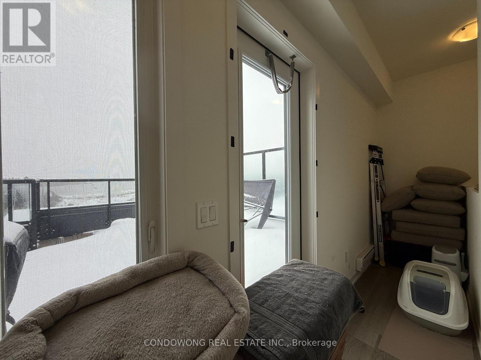 111 - 10 Steckley House Lane, Richmond Hill, Ontario  L4S 0N1 - Photo 5 - N12817362