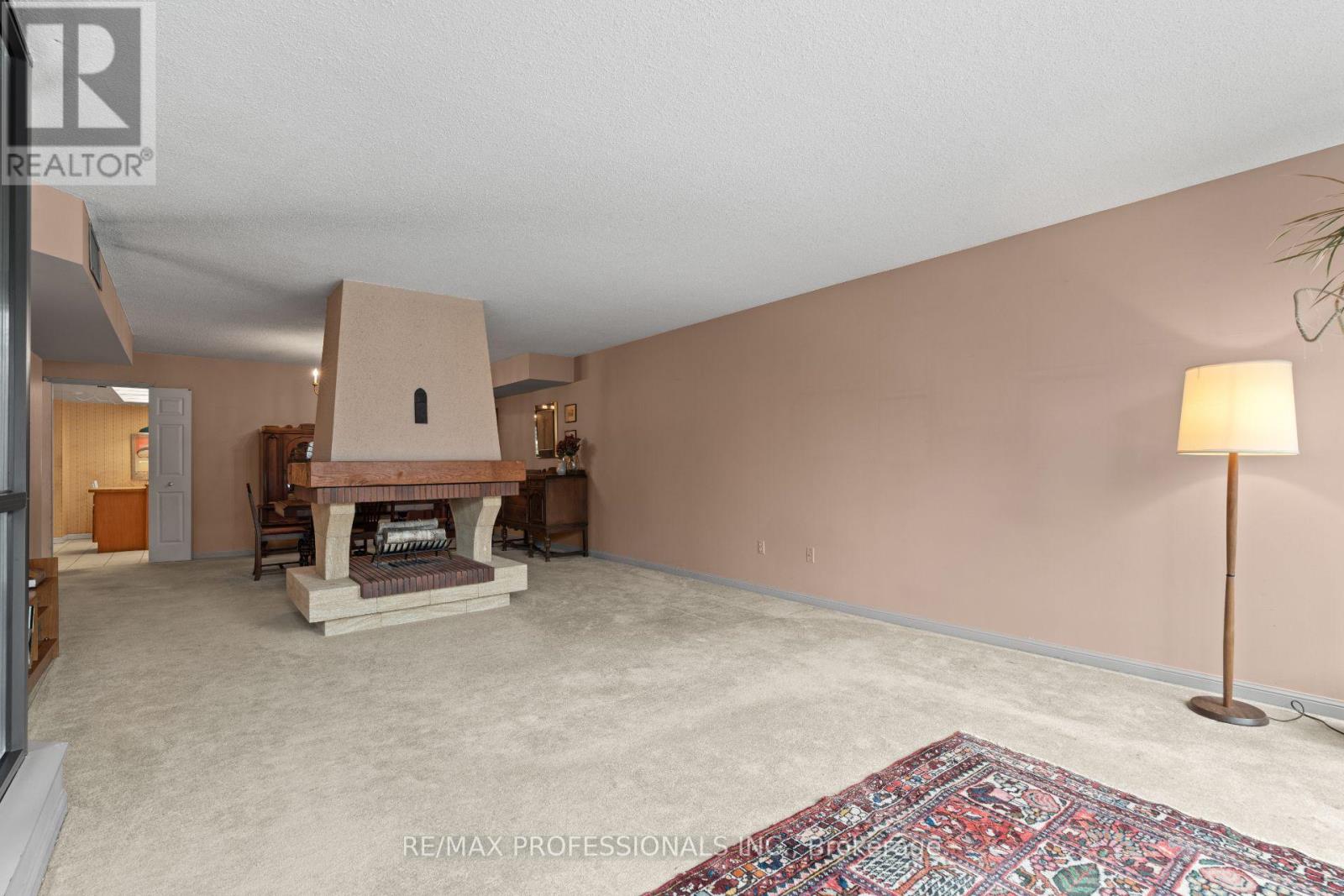 404 - 2545 Bloor Street W, Toronto, Ontario  M6S 1S1 - Photo 12 - W12817222