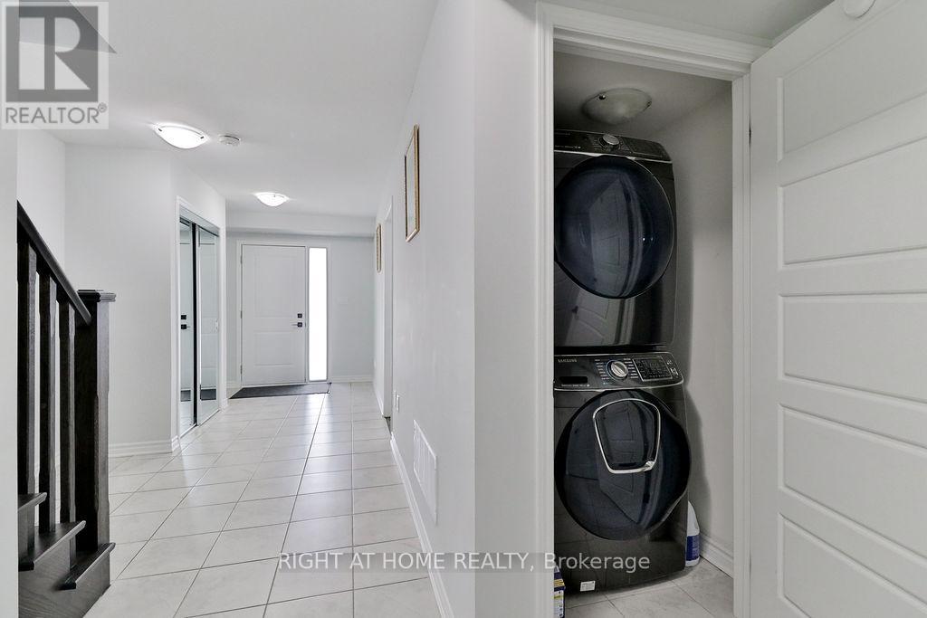 6 - 1125 Leger Way, Milton, Ontario  L9E 1N7 - Photo 8 - W12817326