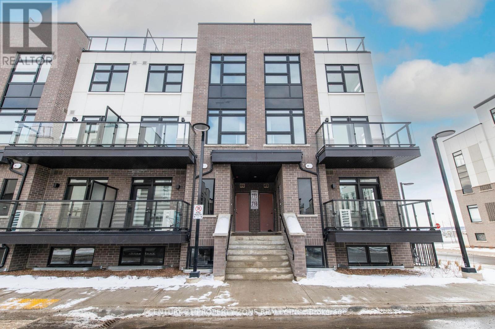 115 - 1589 Rose Way, Milton (Cb Cobban), Ontario  L9T 7E7 - Photo 2 - W12817346