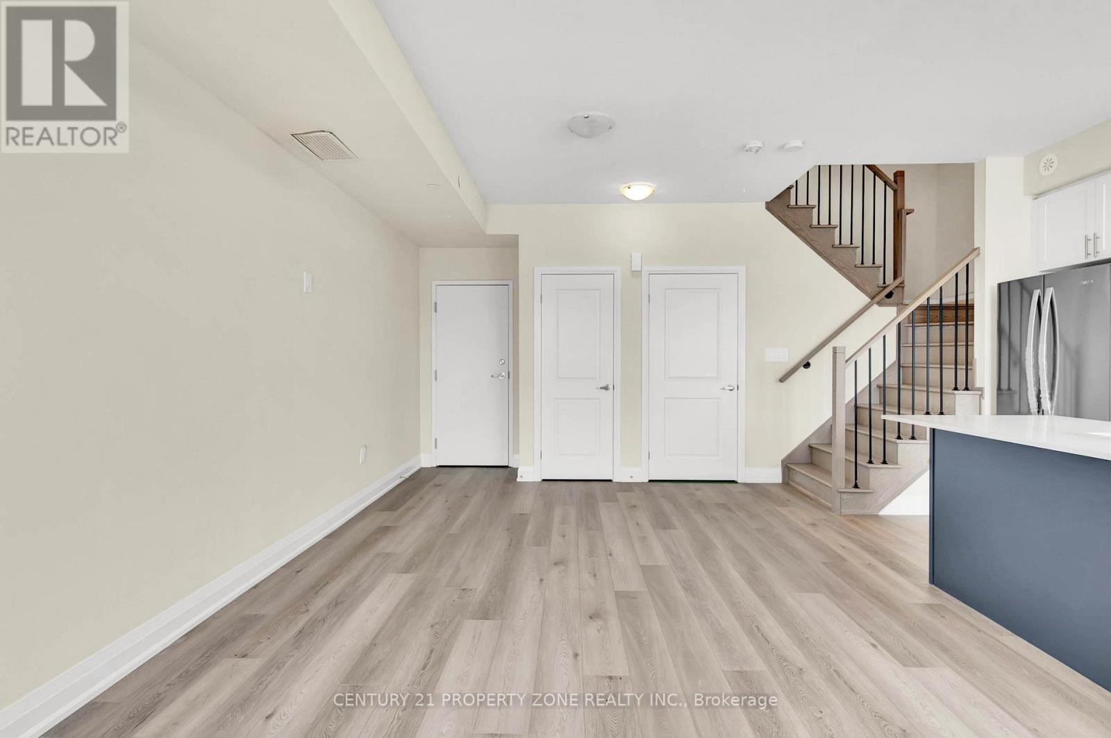 115 - 1589 Rose Way, Milton (Cb Cobban), Ontario  L9T 7E7 - Photo 8 - W12817346