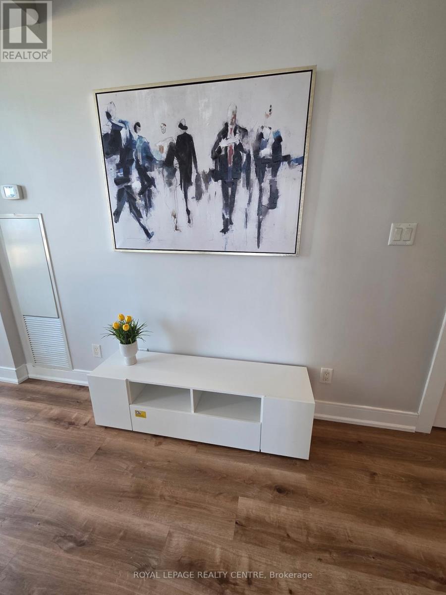 2008 - 4065 Brickstone Mews Road, Mississauga, Ontario  L5B 0G3 - Photo 5 - W12817360