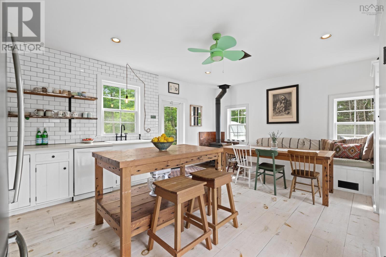 57 Old Falls Road, Liverpool, Nova Scotia  B0T 1K0 - Photo 9 - 202603279