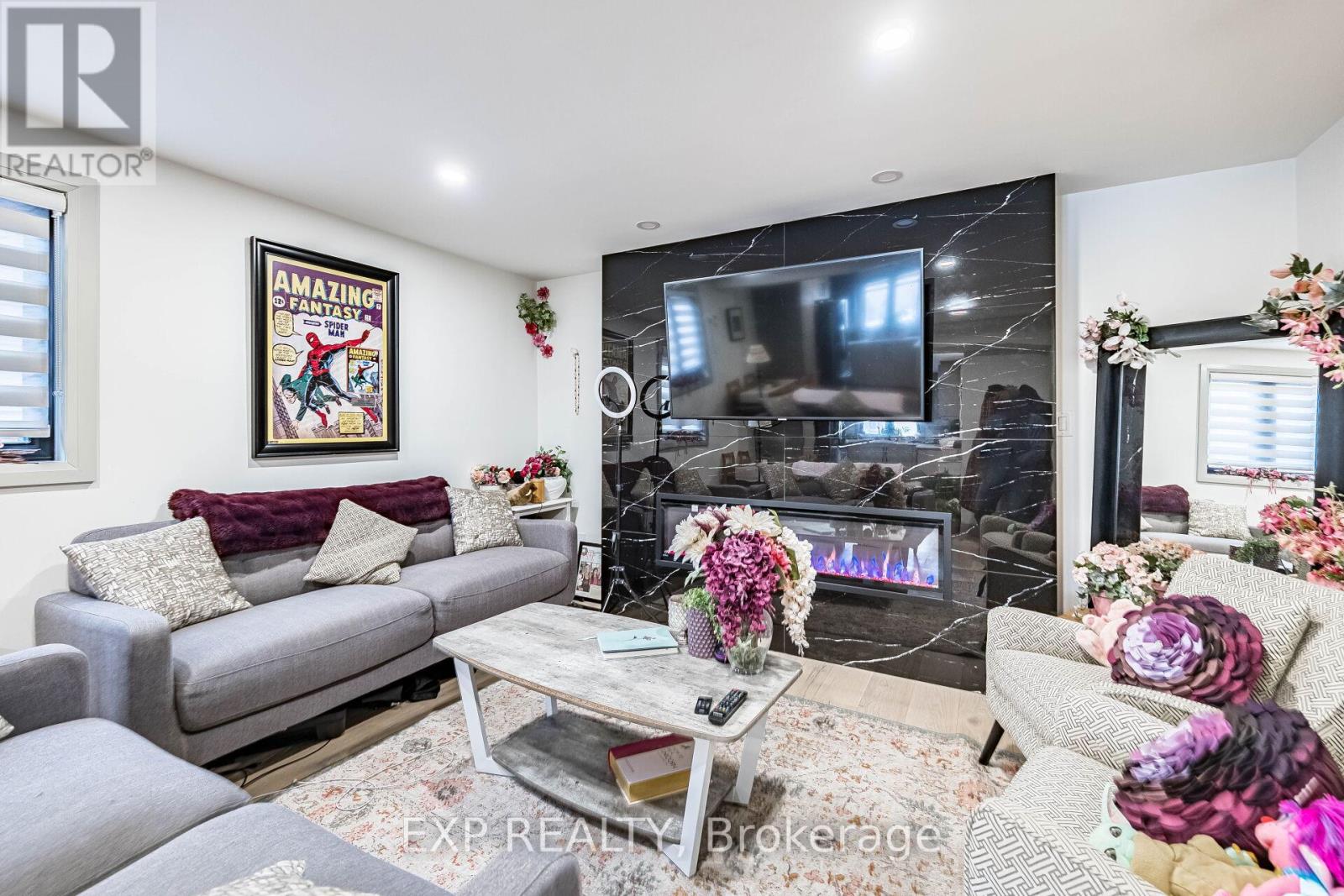 7623 Chorozy Street, Niagara Falls, Ontario  L2H 2P1 - Photo 5 - X12817320