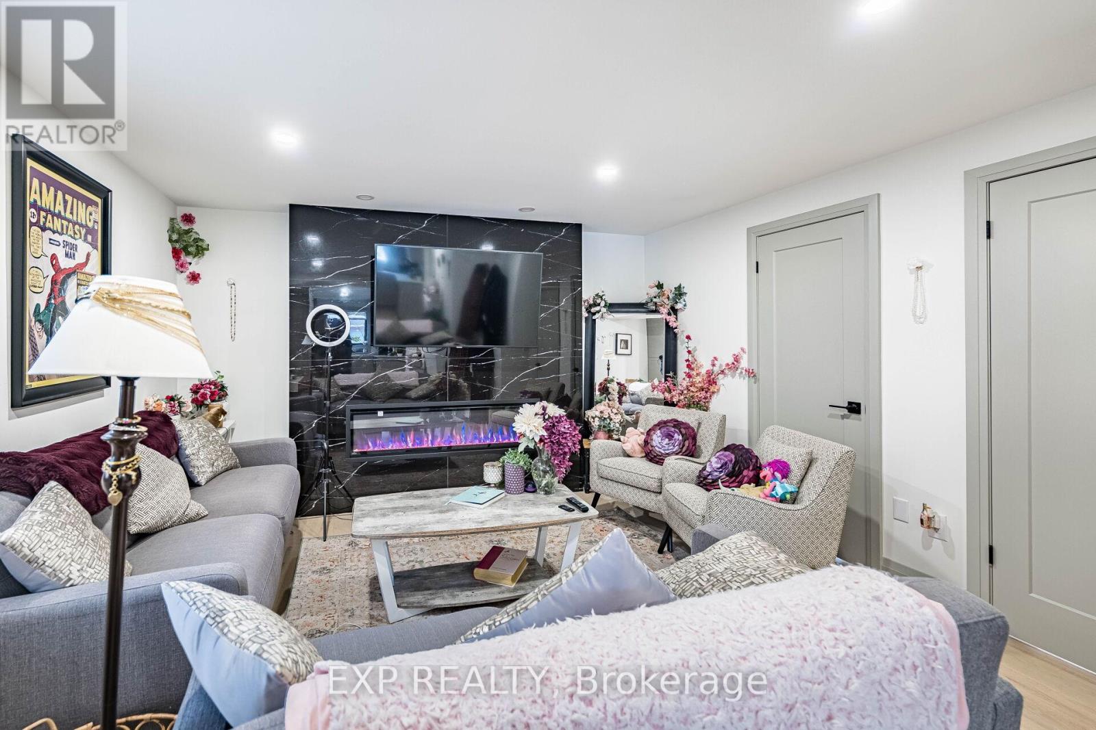 7623 Chorozy Street, Niagara Falls, Ontario  L2H 2P1 - Photo 6 - X12817320