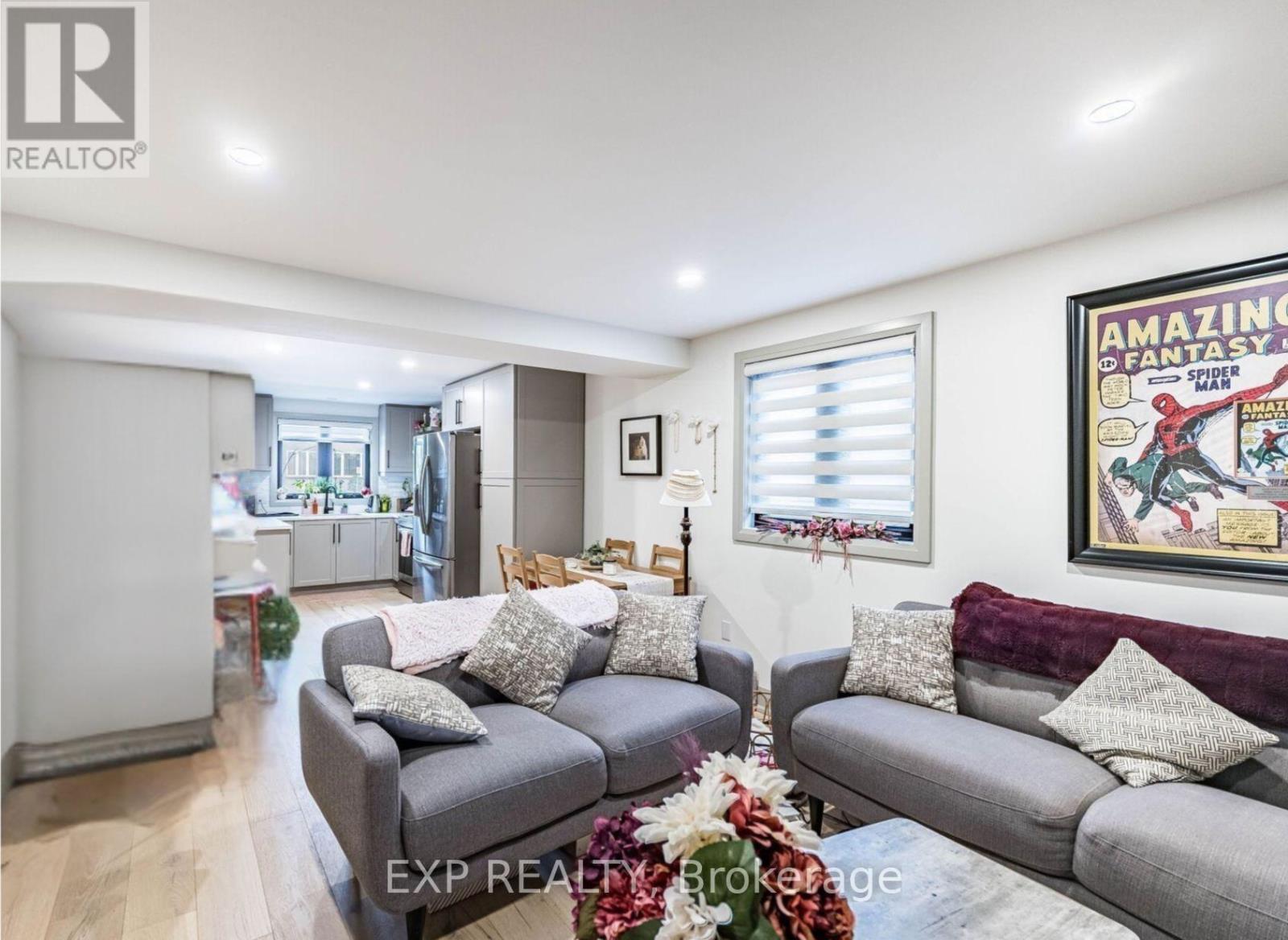 7623 Chorozy Street, Niagara Falls, Ontario  L2H 2P1 - Photo 7 - X12817320