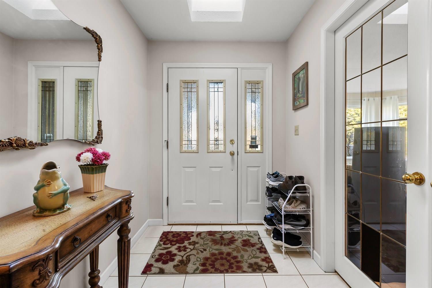 16328 108a Avenue, Surrey, British Columbia  V4N 1N8 - Photo 2 - R3093152