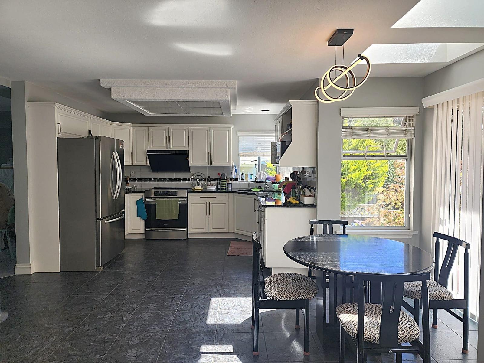 19088 63b Avenue, Surrey, British Columbia  V3S 8G5 - Photo 8 - R3093249