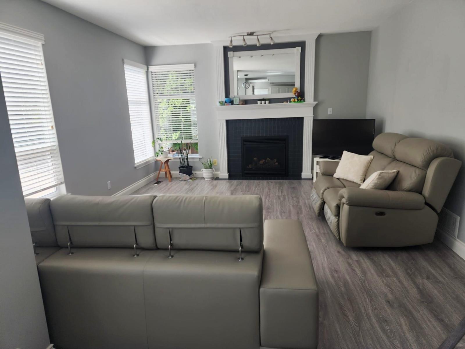 19088 63b Avenue, Surrey, British Columbia  V3S 8G5 - Photo 10 - R3093249