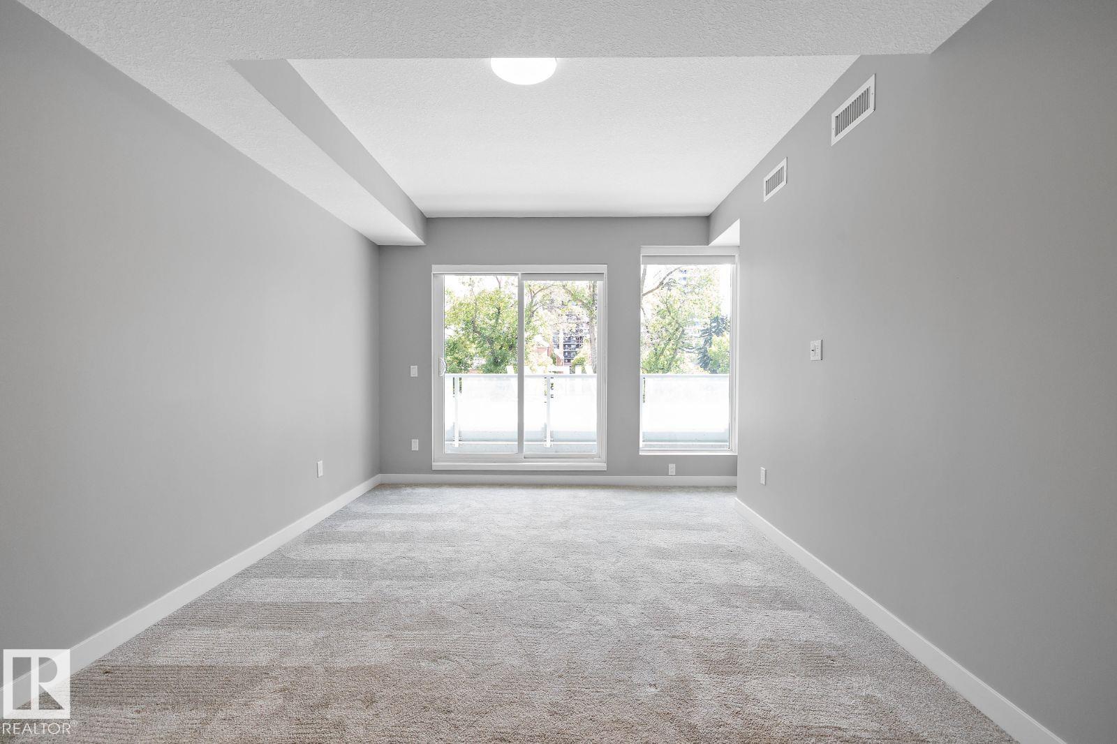 9922 111 St Nw, Edmonton, Alberta  T5K 1K2 - Photo 8 - E4453555