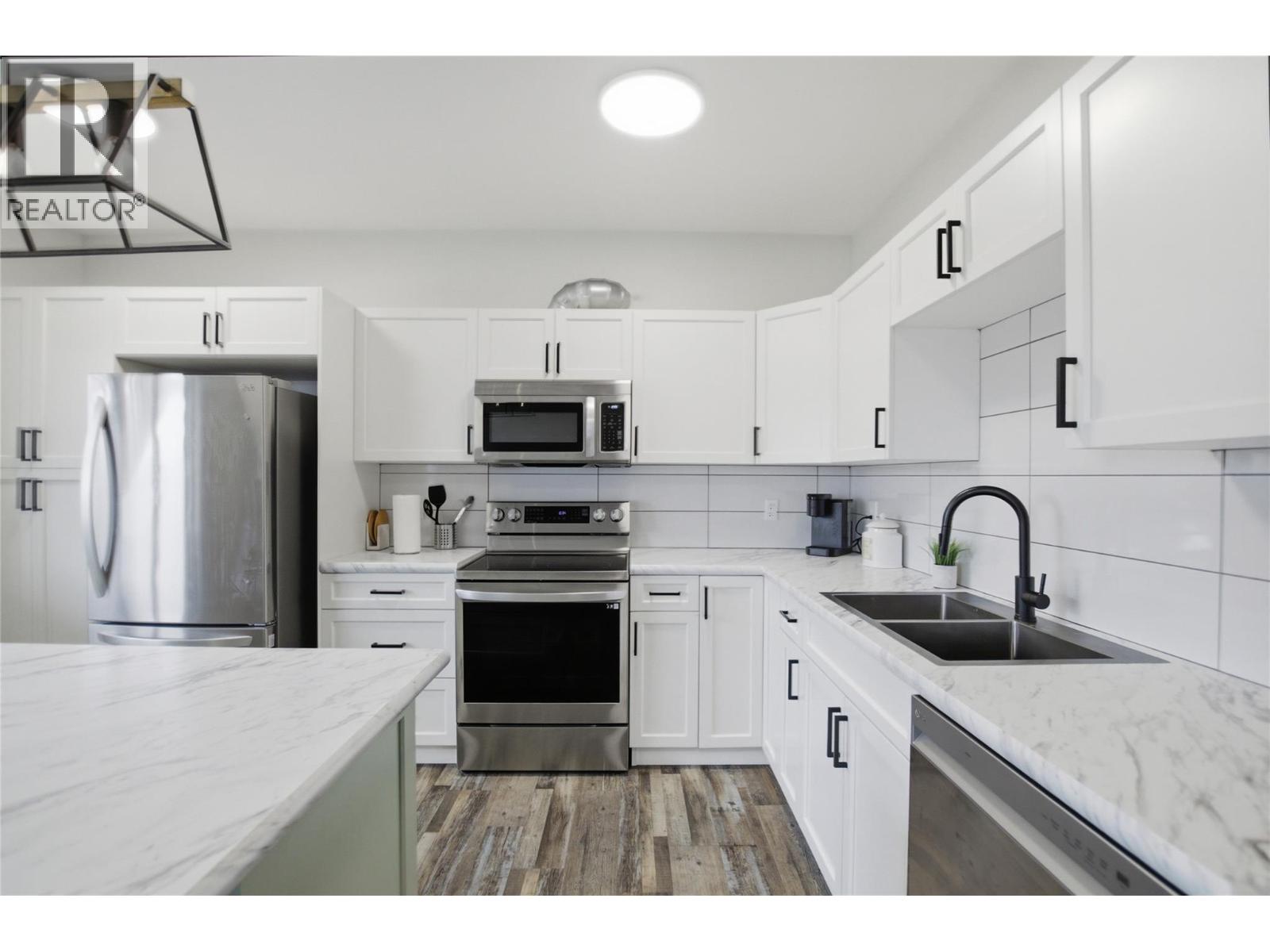 356 Gleneagles Drive, Kamloops, British Columbia  V2E 1Z4 - Photo 37 - 10377031