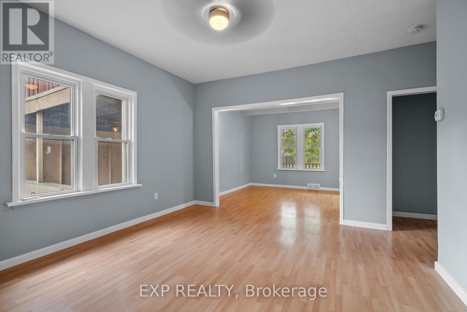 4160 Dorchester Road, Niagara Falls, Ontario  L2E 6N2 - Photo 11 - X12817418