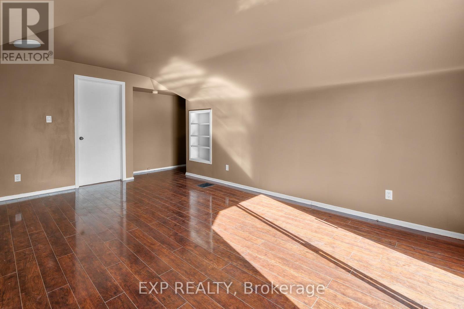 4160 Dorchester Road, Niagara Falls, Ontario  L2E 6N2 - Photo 25 - X12817418