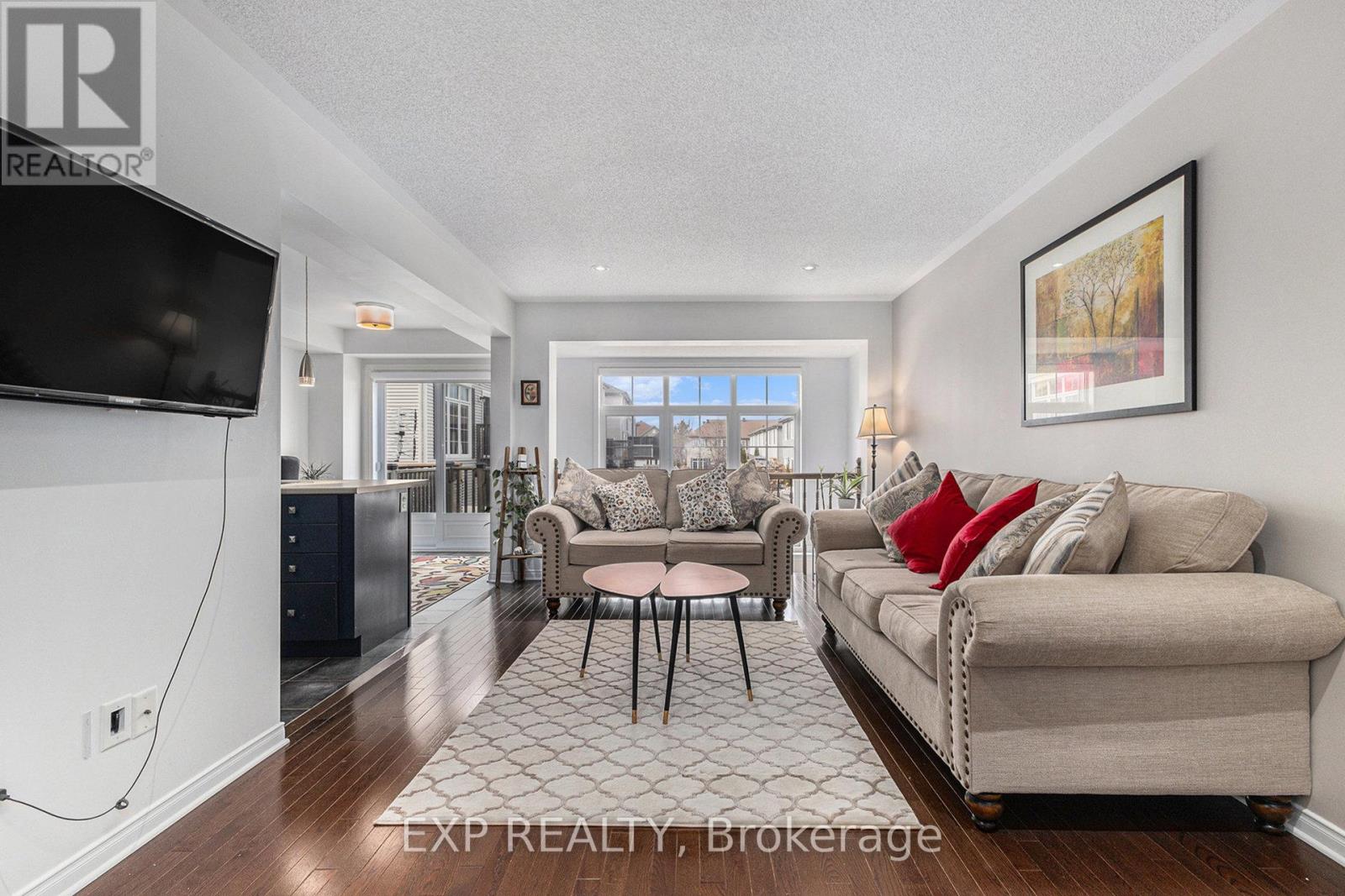 407 Heathrow Private, Ottawa, Ontario  K2S 0M9 - Photo 4 - X12795596