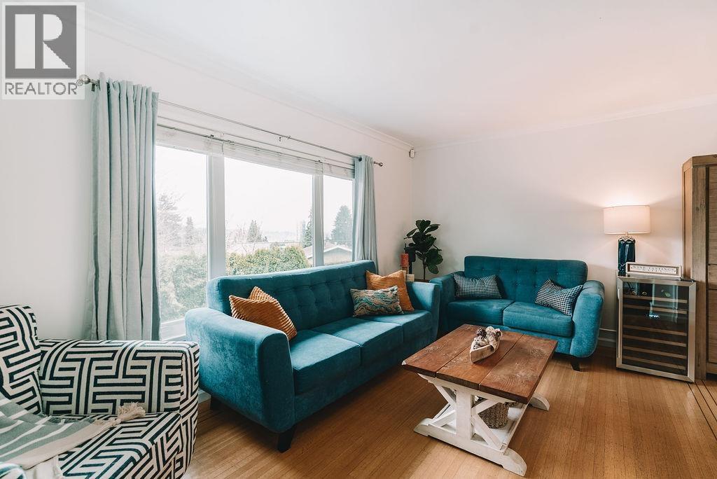 816 Ladner Street, New Westminster, British Columbia  V3L 4W4 - Photo 4 - R3093337