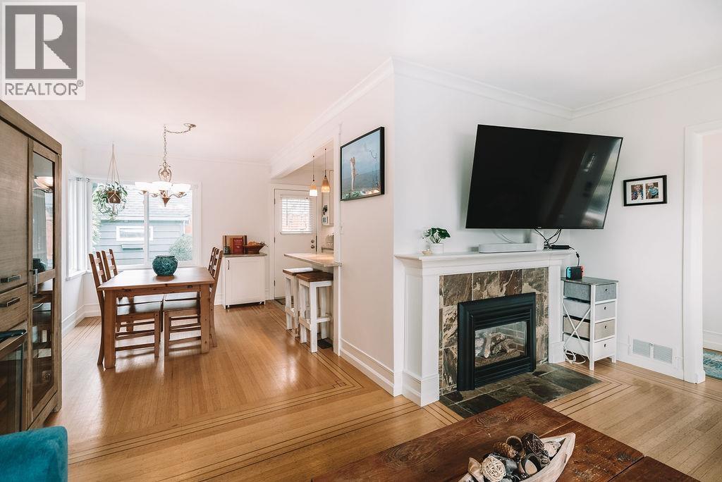 816 Ladner Street, New Westminster, British Columbia  V3L 4W4 - Photo 5 - R3093337