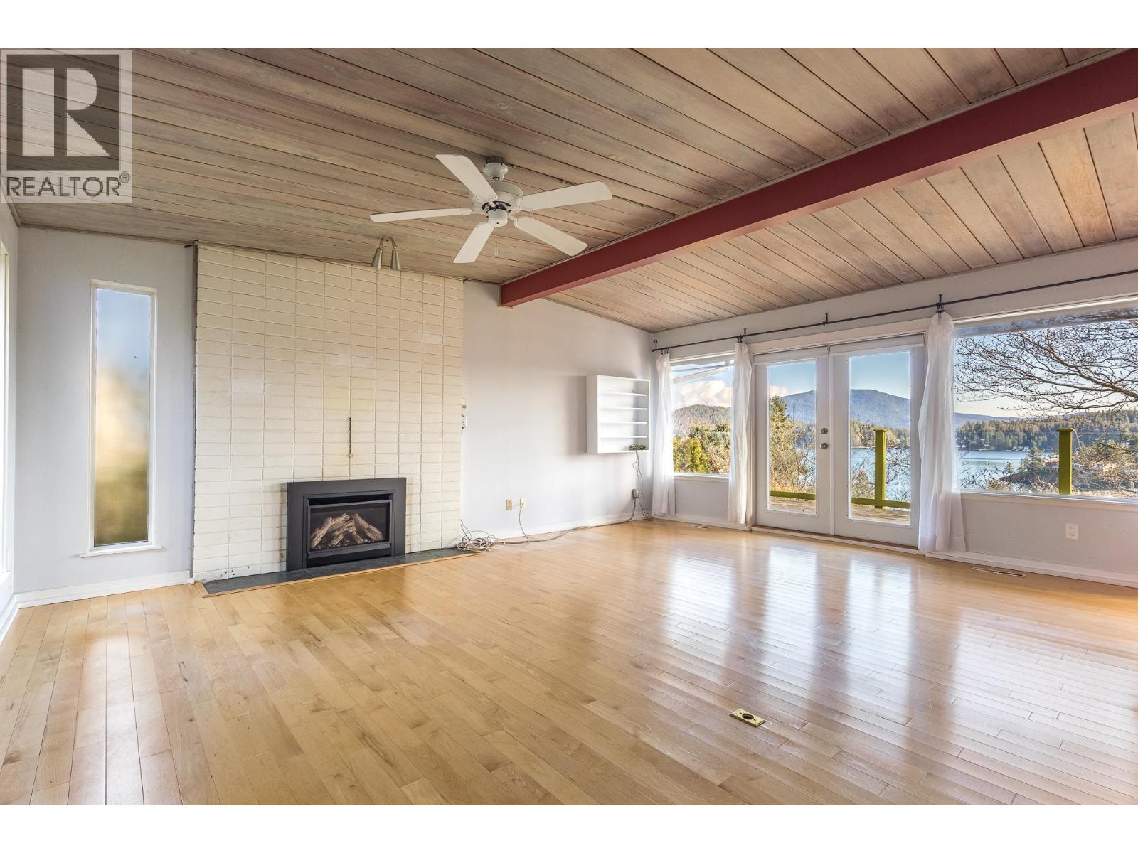 494 SARGENT ROAD, Gibsons