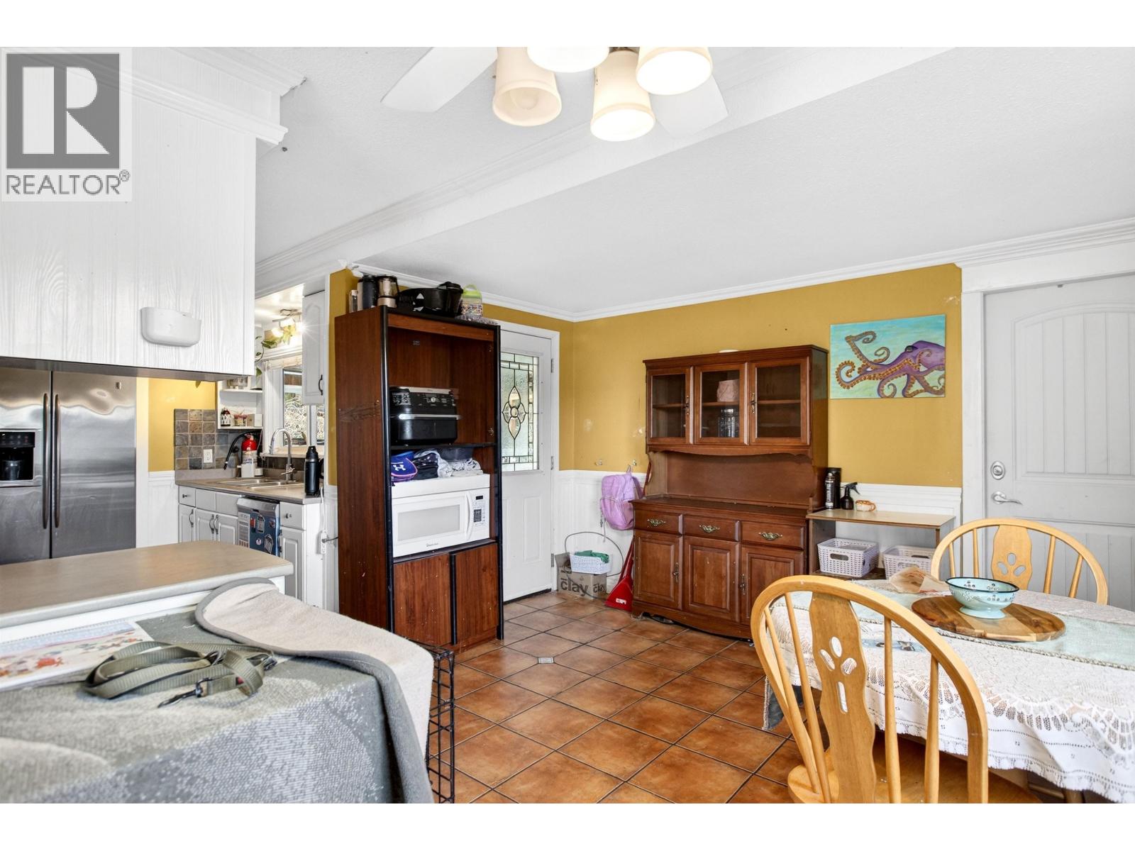 12141 230 Street, Maple Ridge, British Columbia  V2X 6R4 - Photo 11 - R3093343