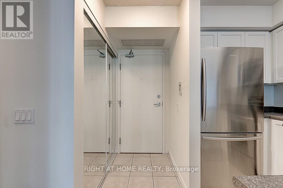 2110 - 28 Harrison Garden Boulevard, Toronto, Ontario  M2N 7B5 - Photo 6 - C12817406