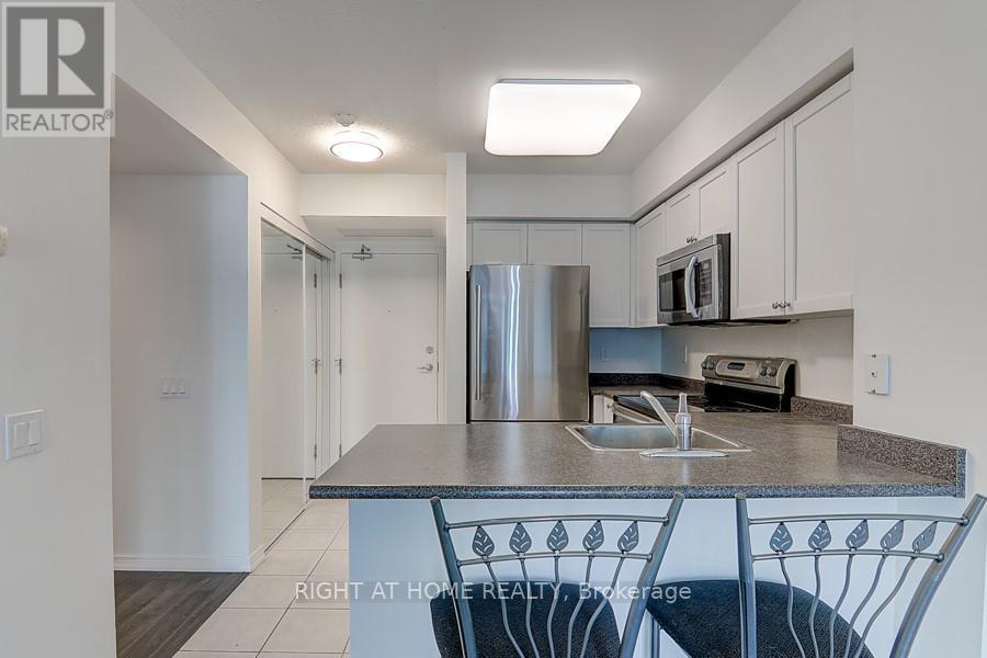 2110 - 28 Harrison Garden Boulevard, Toronto, Ontario  M2N 7B5 - Photo 9 - C12817406