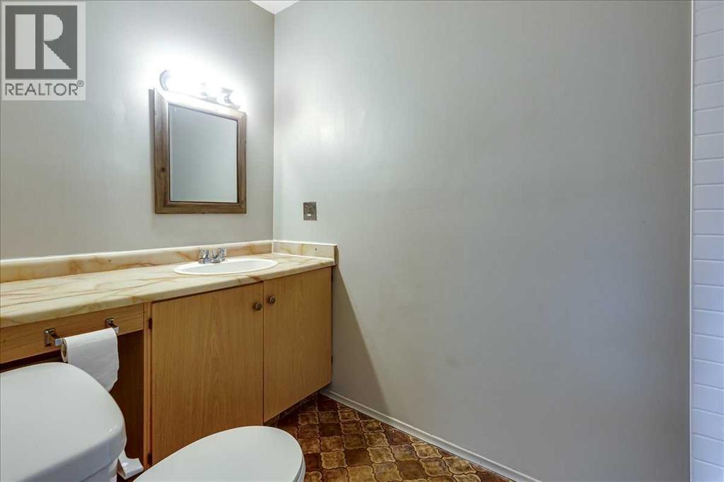 5210 61 Avenue, Olds, Alberta  T4H 1L3 - Photo 13 - A2277039