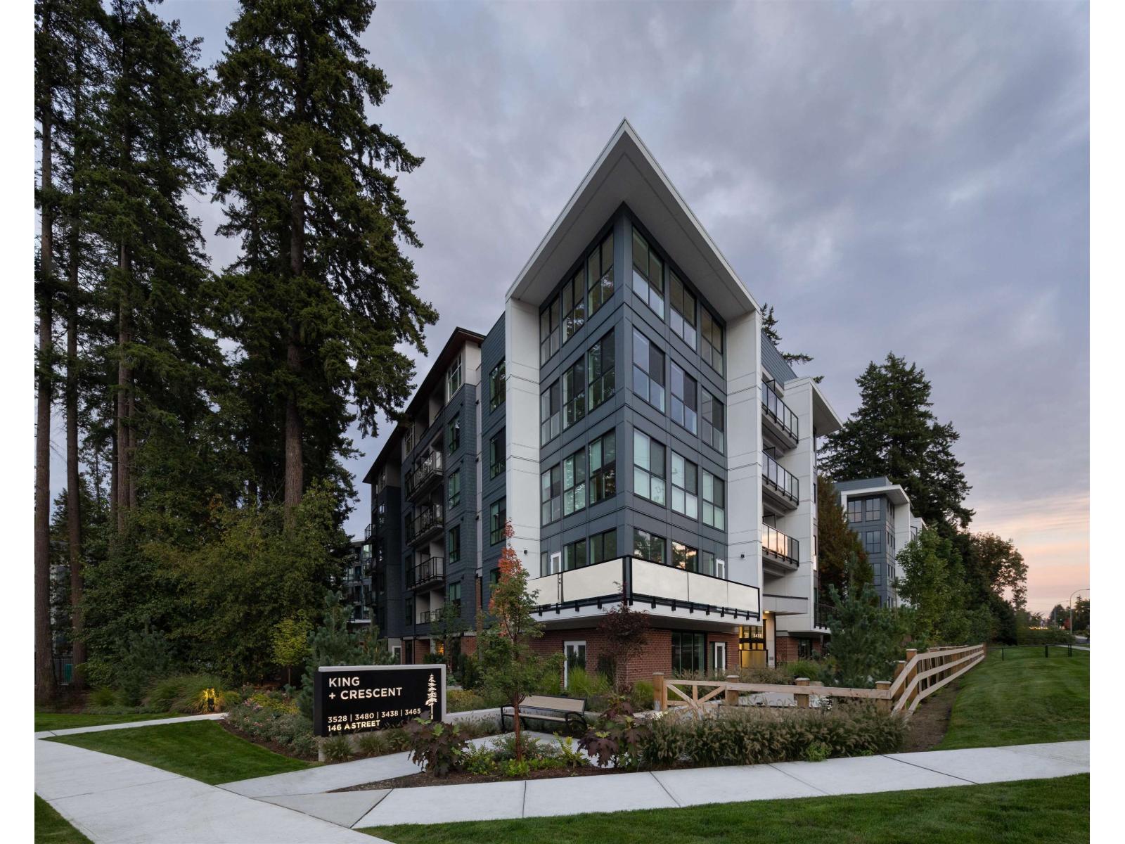 412 3438 146a Street, Surrey, British Columbia  V0V 0V0 - Photo 3 - R3084701