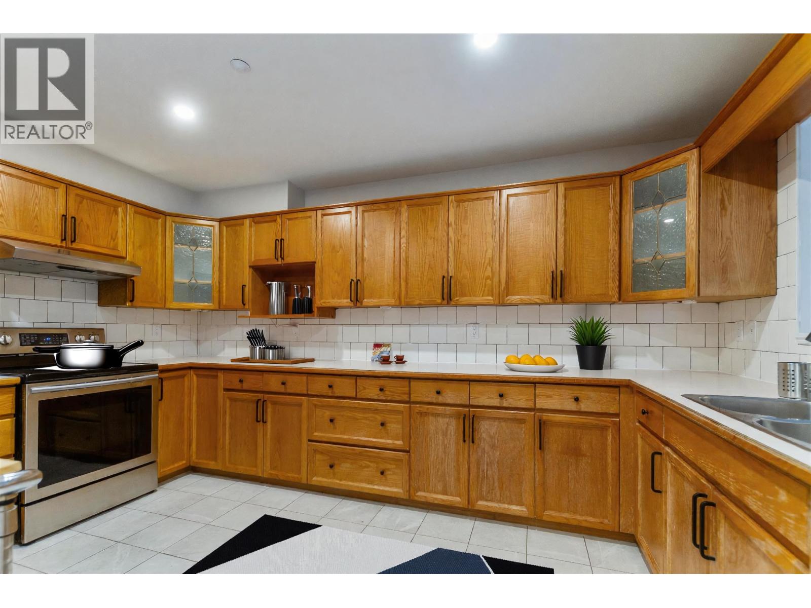 79 323 Governors Court, New Westminster, British Columbia  V3L 5S6 - Photo 8 - R3093232