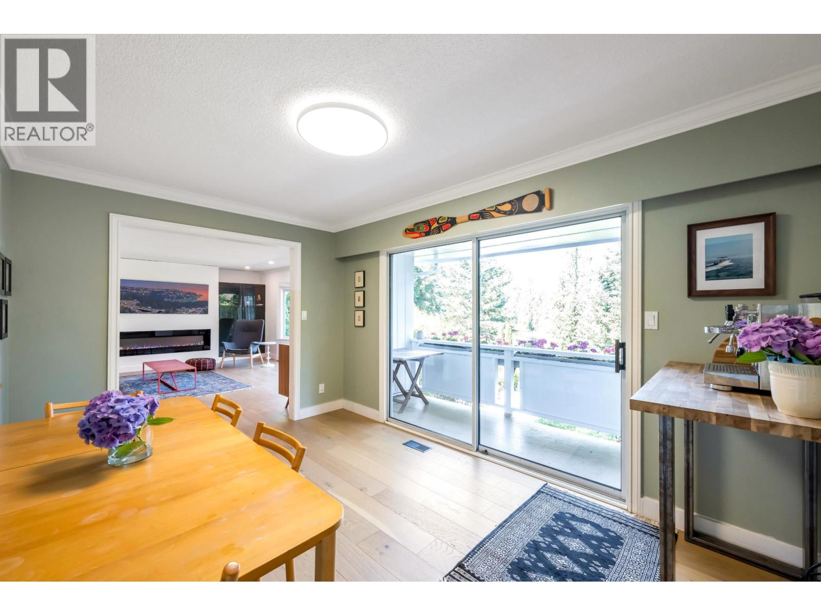 5560 Greenleaf Road, West Vancouver, British Columbia  V7W 1N6 - Photo 10 - R3090229