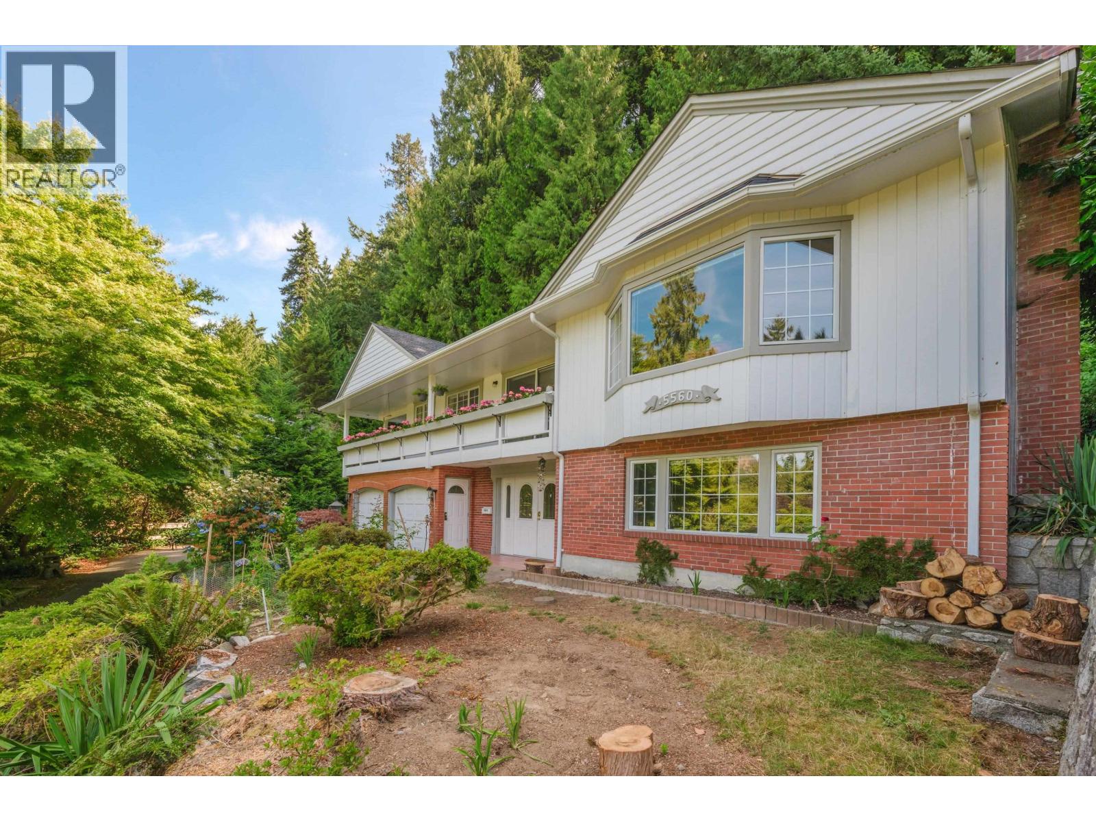 5560 Greenleaf Road, West Vancouver, British Columbia  V7W 1N6 - Photo 3 - R3090229