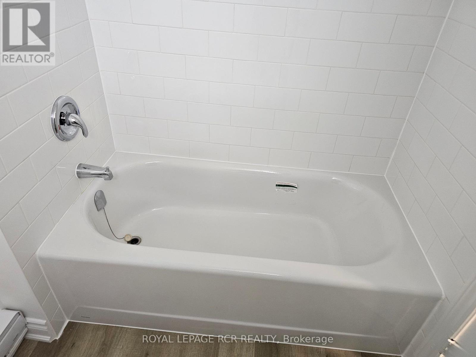 243 - 2 Orchard Heights Boulevard, Aurora, Ontario  L4G 3W3 - Photo 11 - N12639658