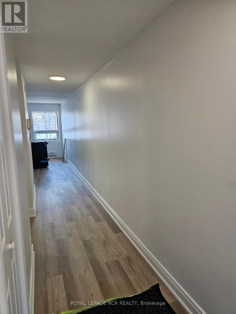 243 - 2 Orchard Heights Boulevard, Aurora, Ontario  L4G 3W3 - Photo 6 - N12639658