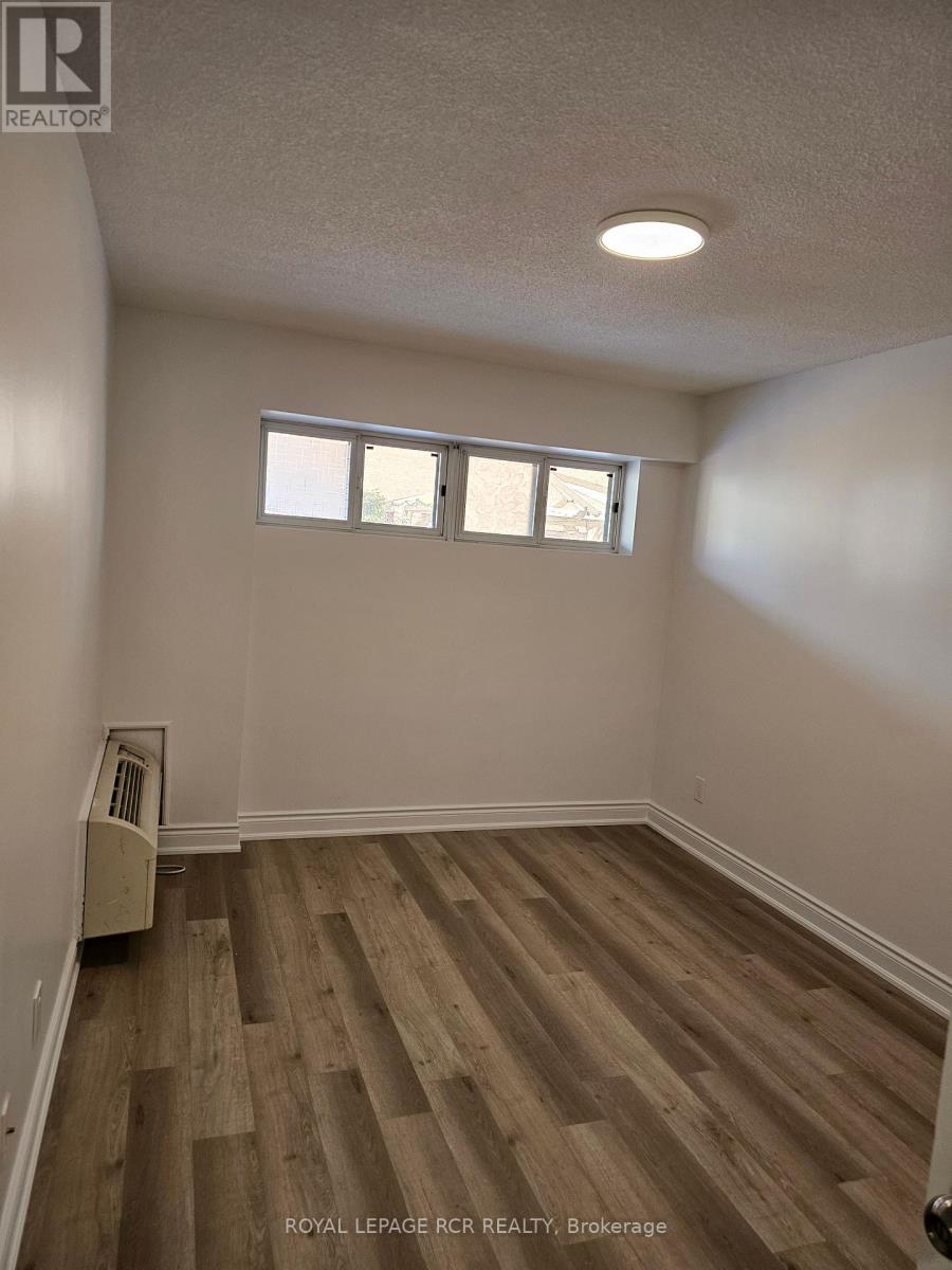 243 - 2 Orchard Heights Boulevard, Aurora, Ontario  L4G 3W3 - Photo 8 - N12639658