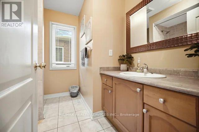 104 Begonia Crescent, Brampton, Ontario  L7A 0M7 - Photo 26 - W12817390