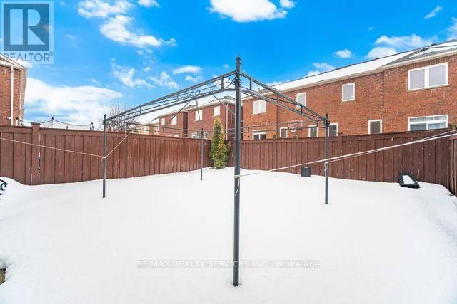 104 Begonia Crescent, Brampton, Ontario  L7A 0M7 - Photo 36 - W12817390