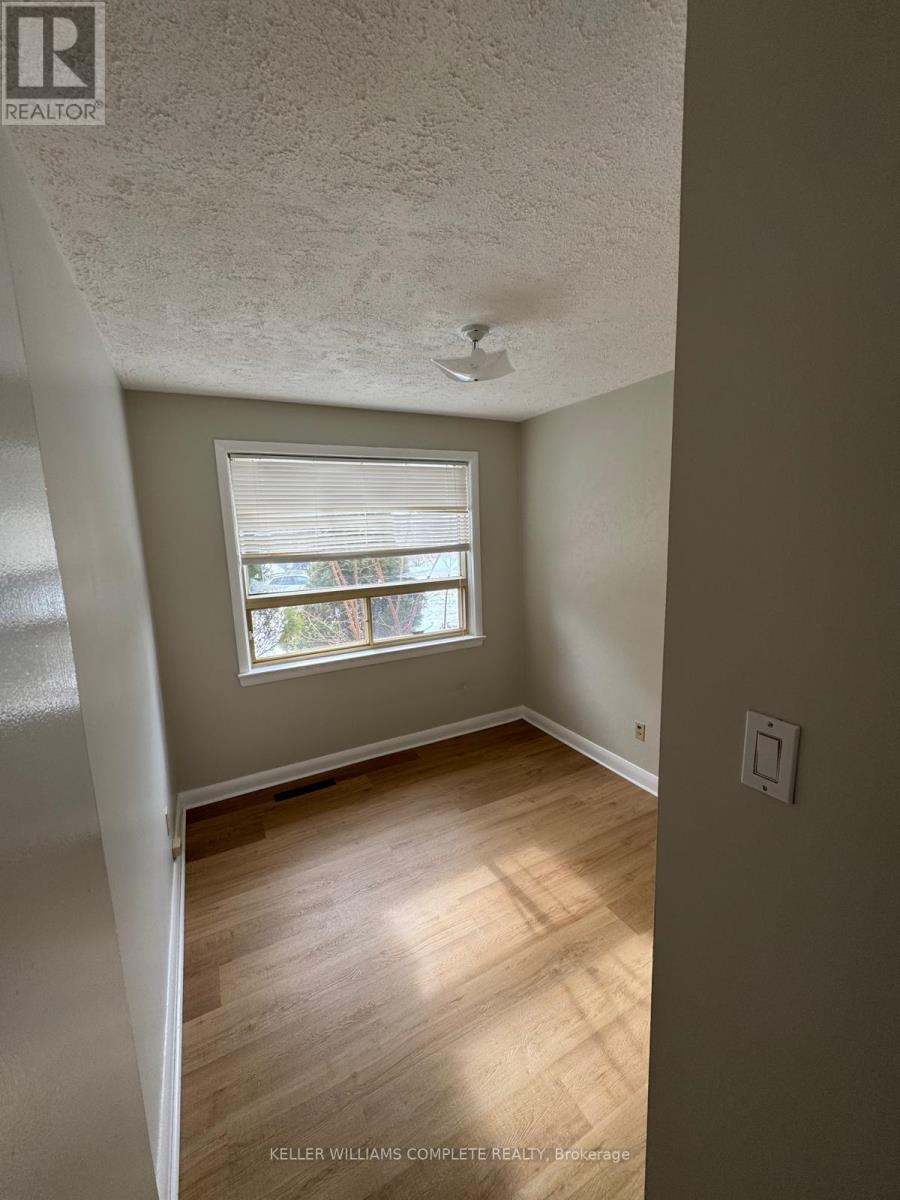 1219 Argreen Road, Mississauga, Ontario  L5G 3J2 - Photo 17 - W12817402