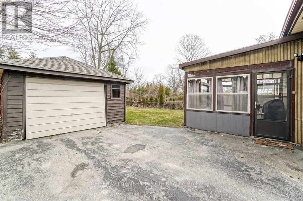 1219 Argreen Road, Mississauga, Ontario  L5G 3J2 - Photo 9 - W12817402