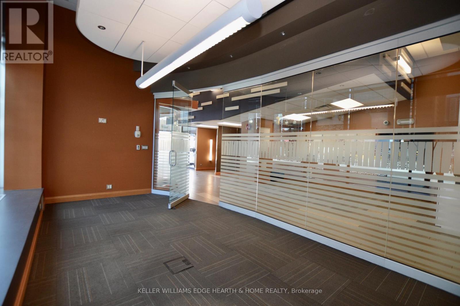 1 James Street S, Hamilton, Ontario  L8P 4R5 - Photo 13 - X12817382