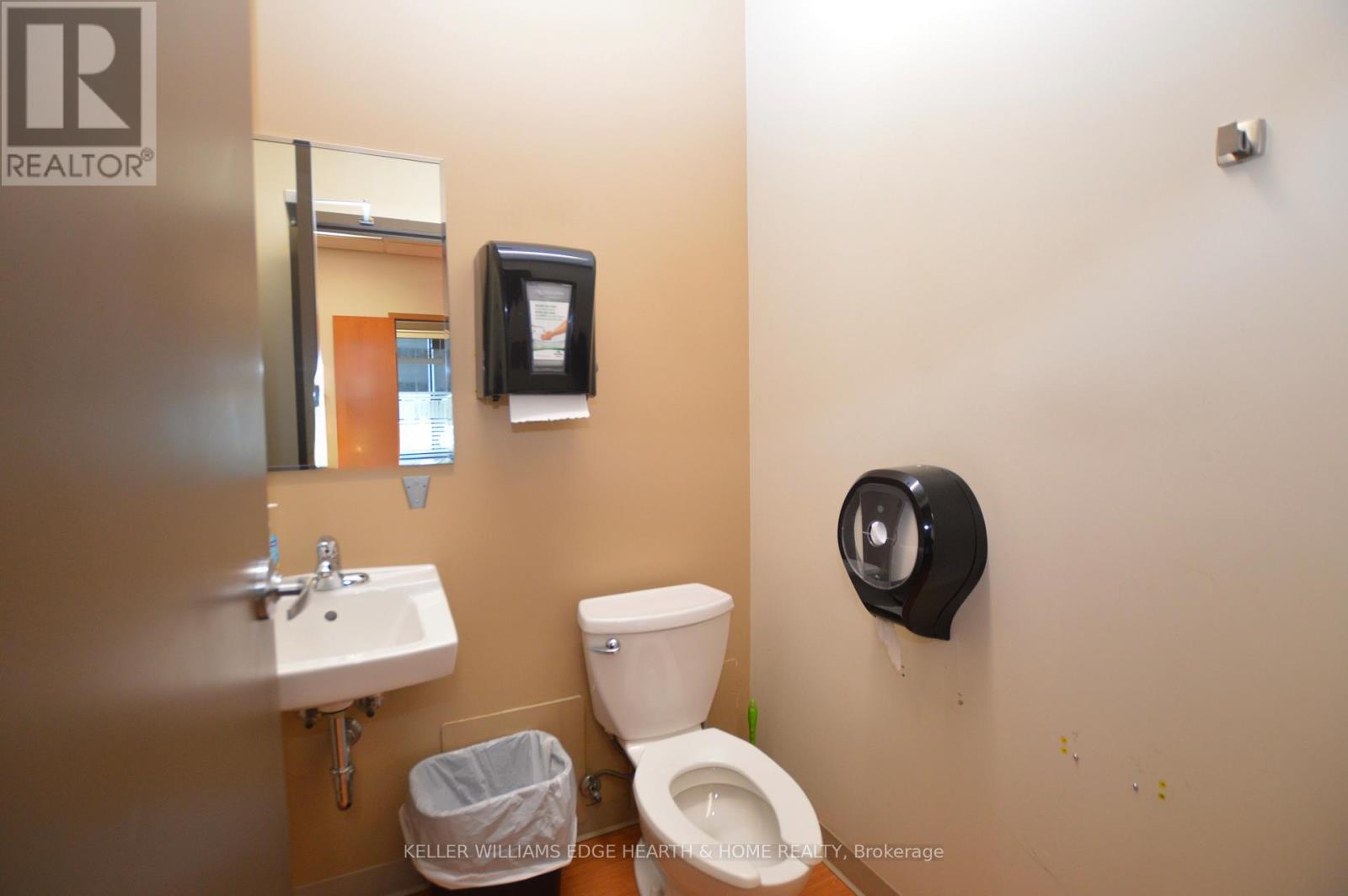 1 James Street S, Hamilton, Ontario  L8P 4R5 - Photo 24 - X12817382