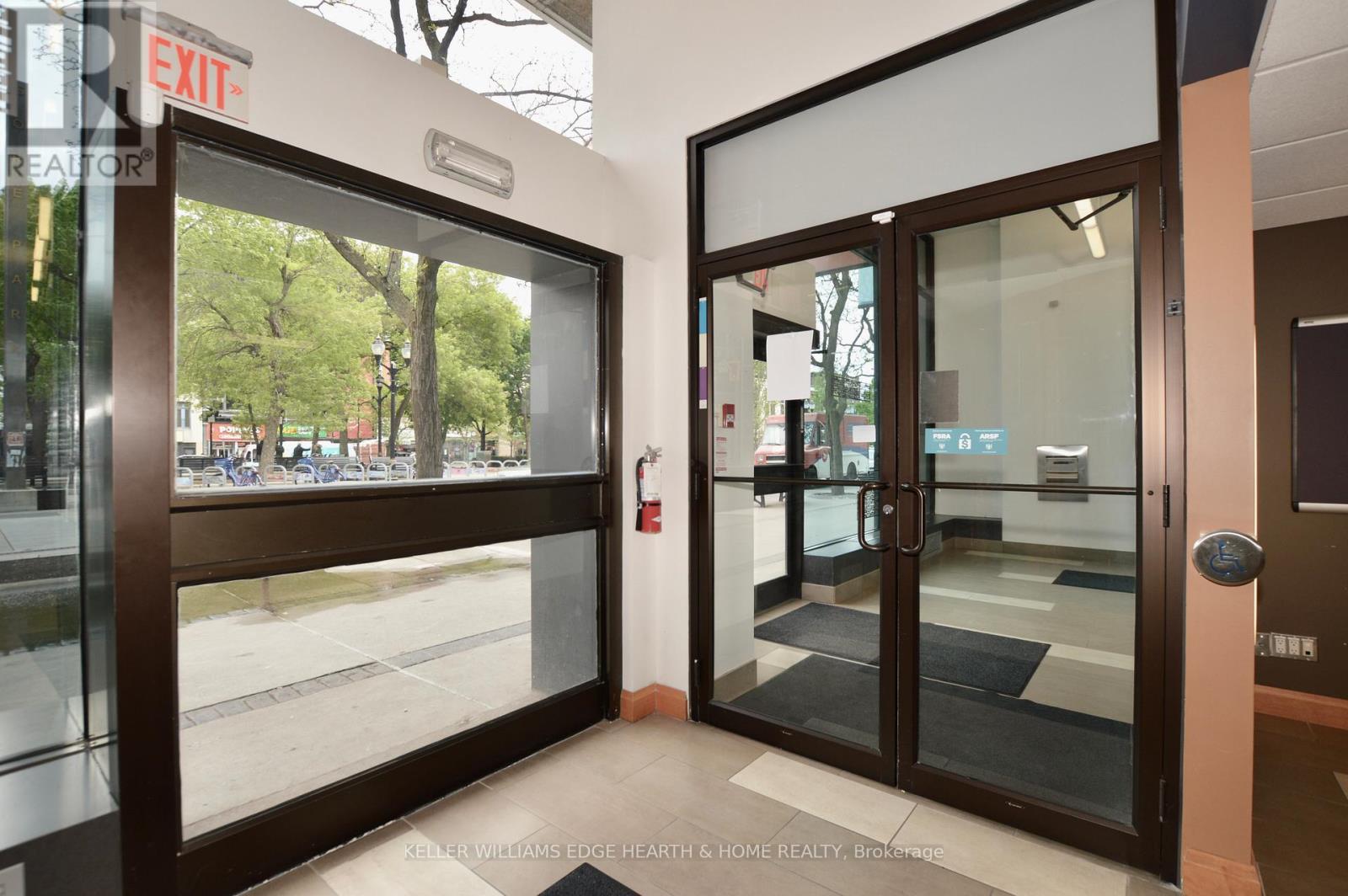 1 James Street S, Hamilton, Ontario  L8P 4R5 - Photo 3 - X12817382