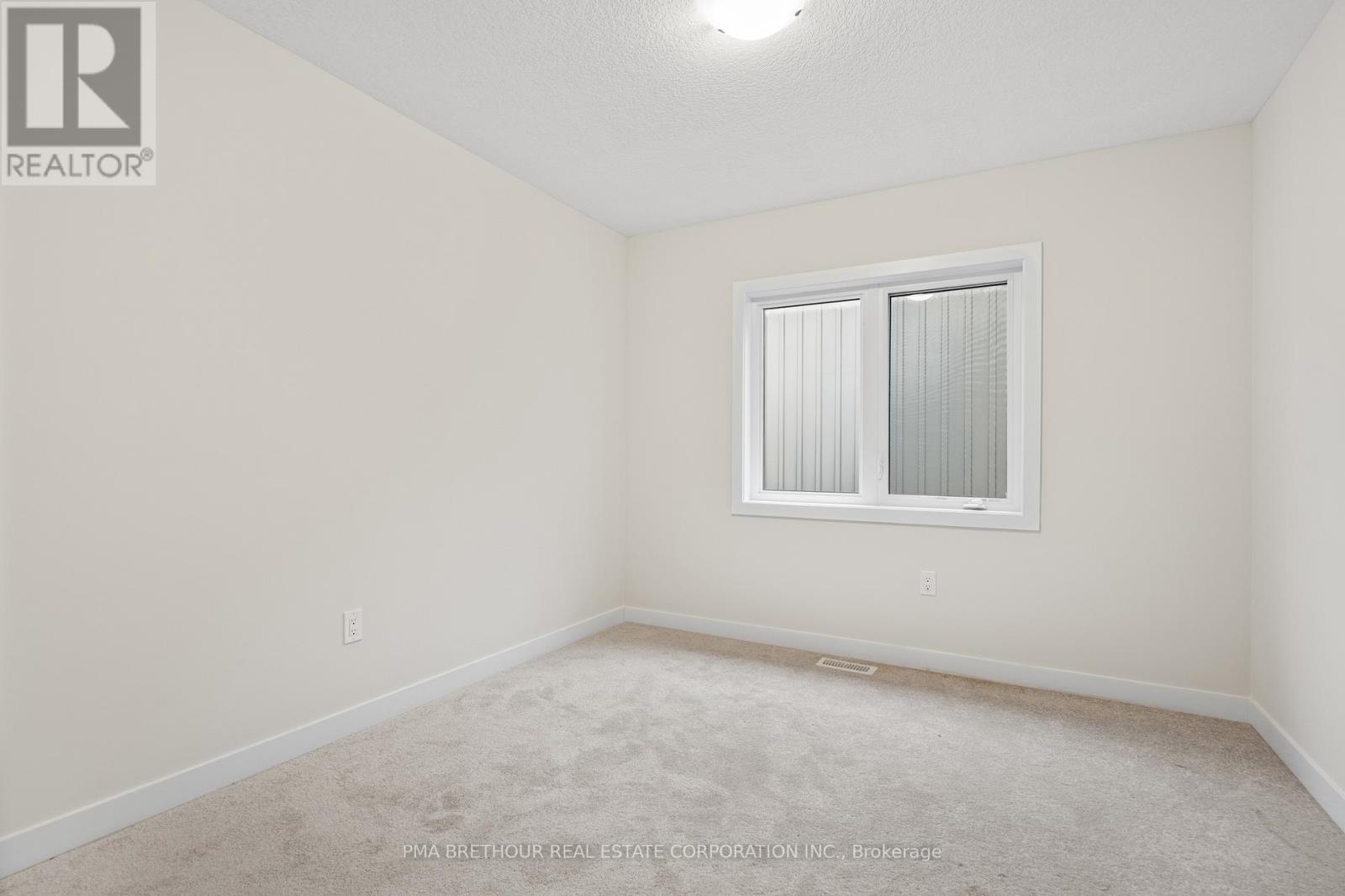 132 Eastbridge Avenue, Welland, Ontario  L3B 0M2 - Photo 24 - X12817394