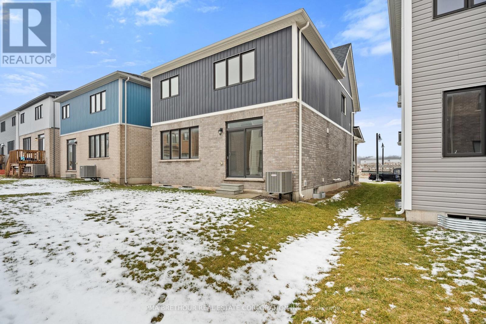 132 Eastbridge Avenue, Welland, Ontario  L3B 0M2 - Photo 33 - X12817394