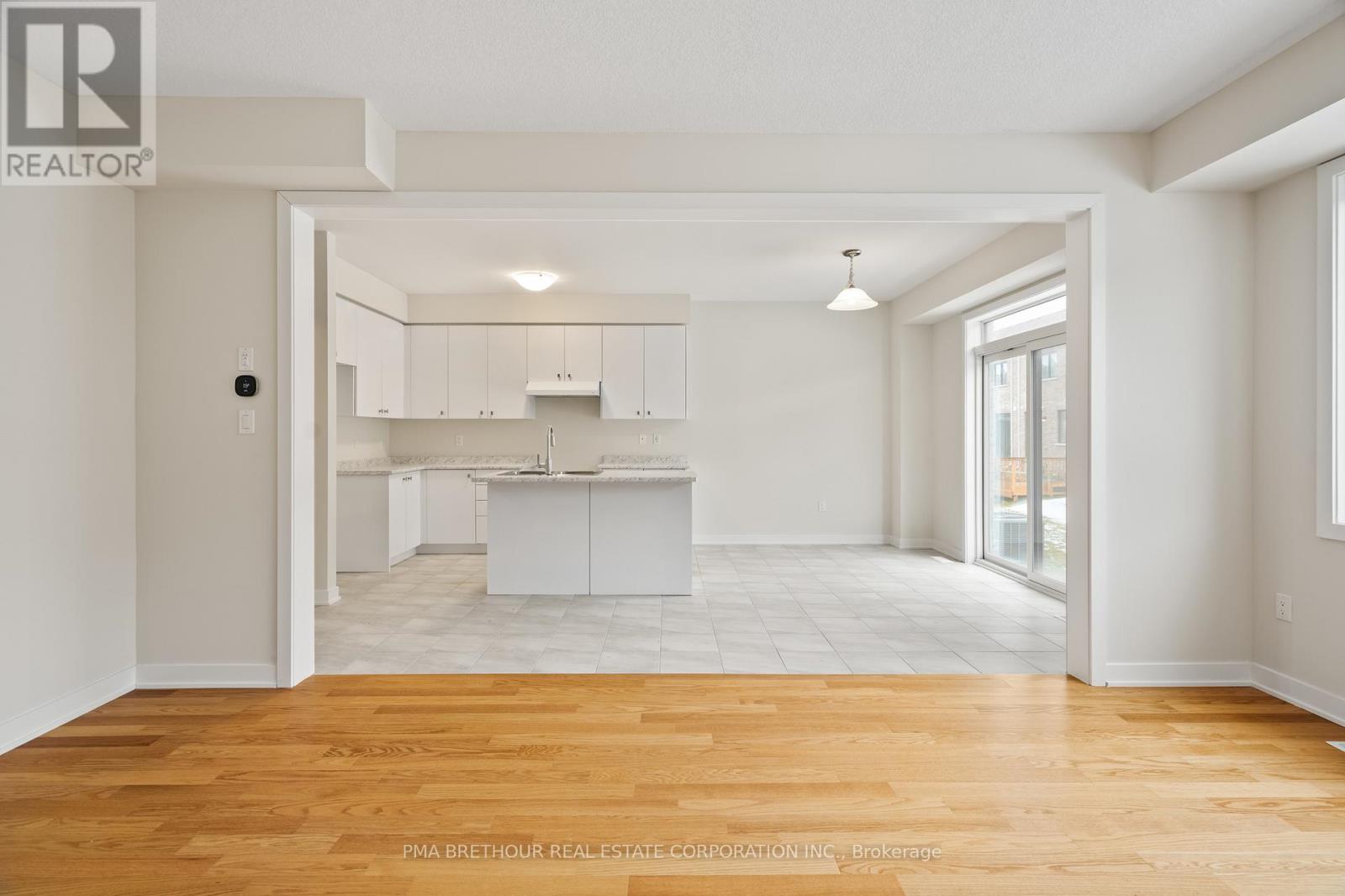 132 Eastbridge Avenue, Welland, Ontario  L3B 0M2 - Photo 8 - X12817394