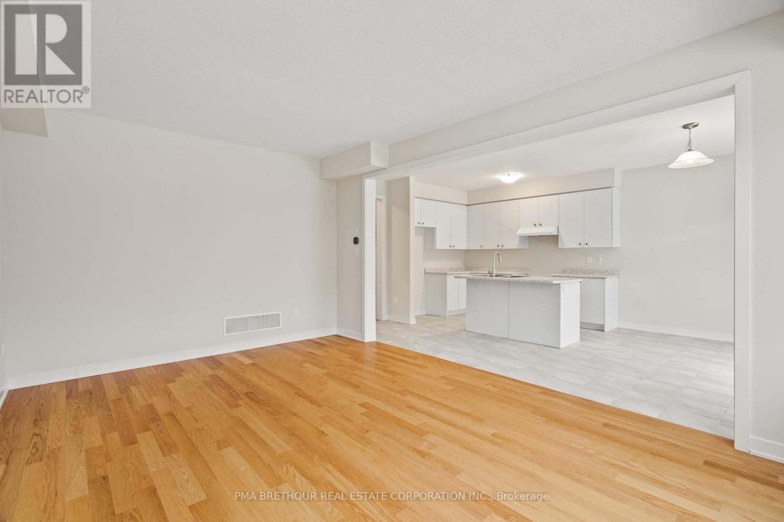 132 Eastbridge Avenue, Welland, Ontario  L3B 0M2 - Photo 9 - X12817394