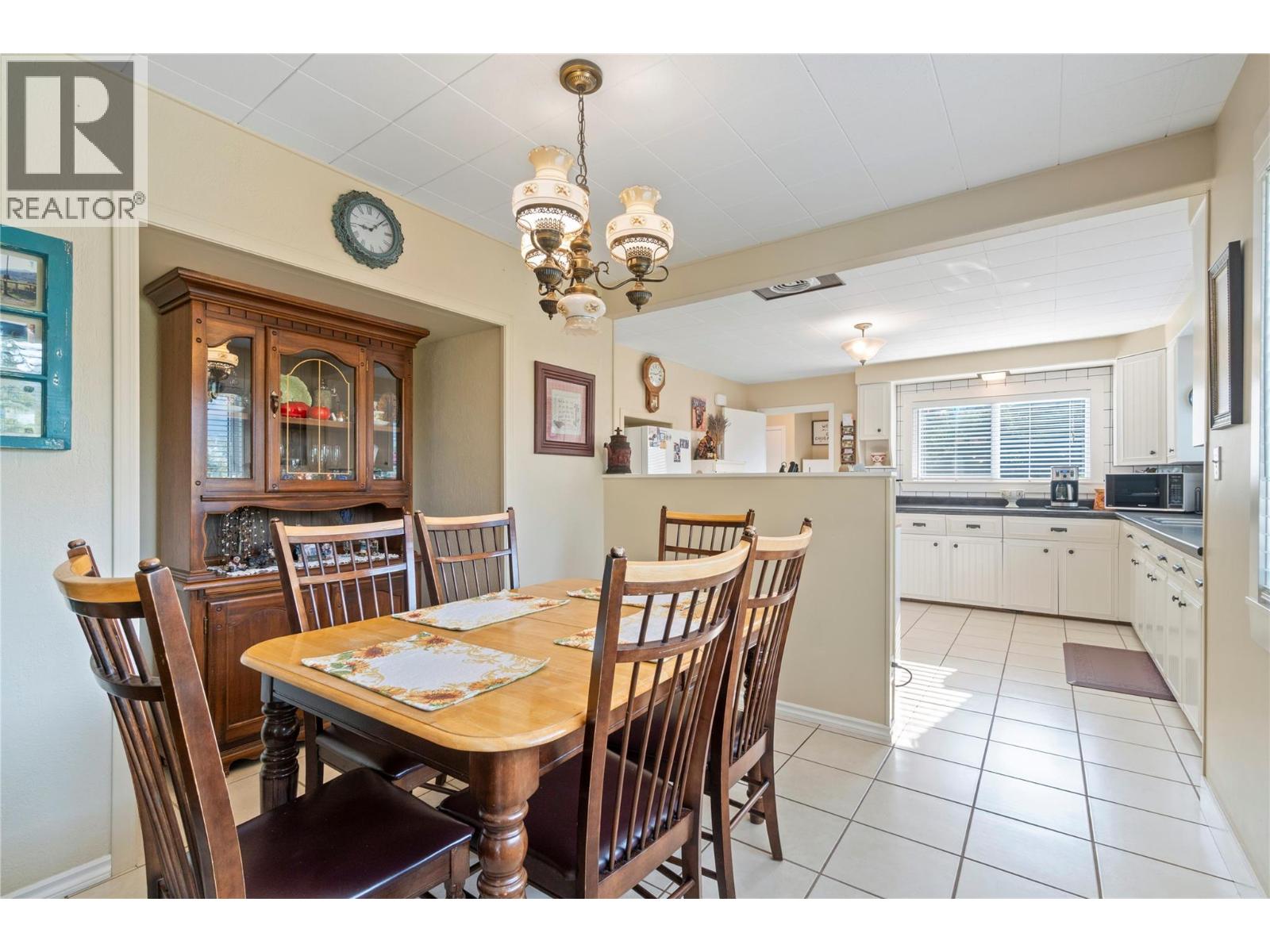 702 Second Avenue, Chase, British Columbia V0E 1M0 - Photo 22 - 10361805