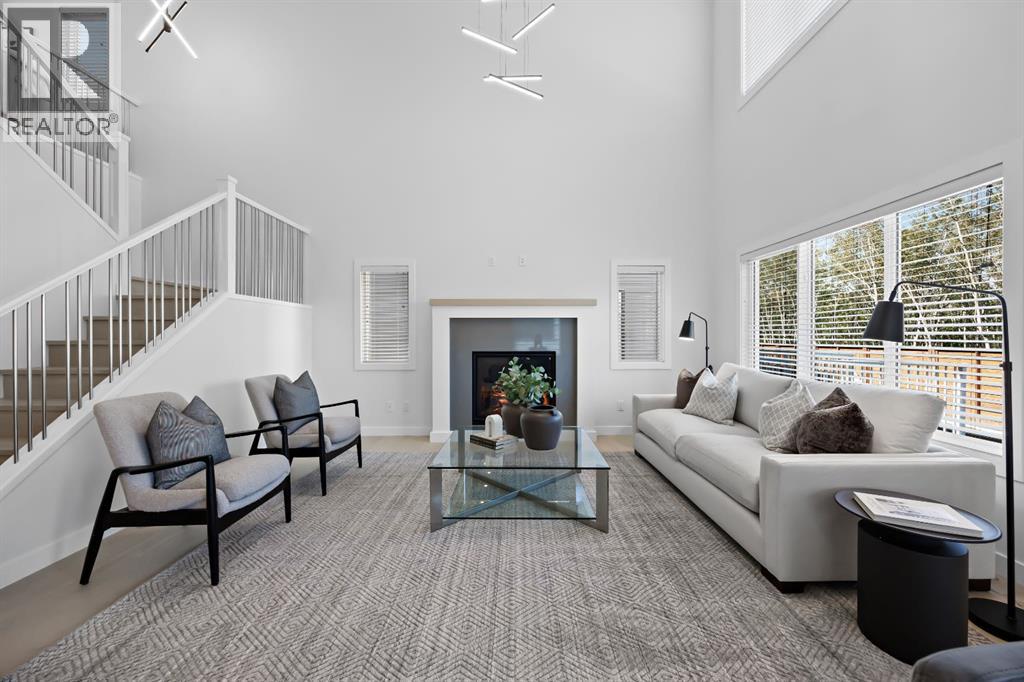 46 Westland Park Sw, Calgary, Alberta  T3H 0W1 - Photo 3 - A2259010