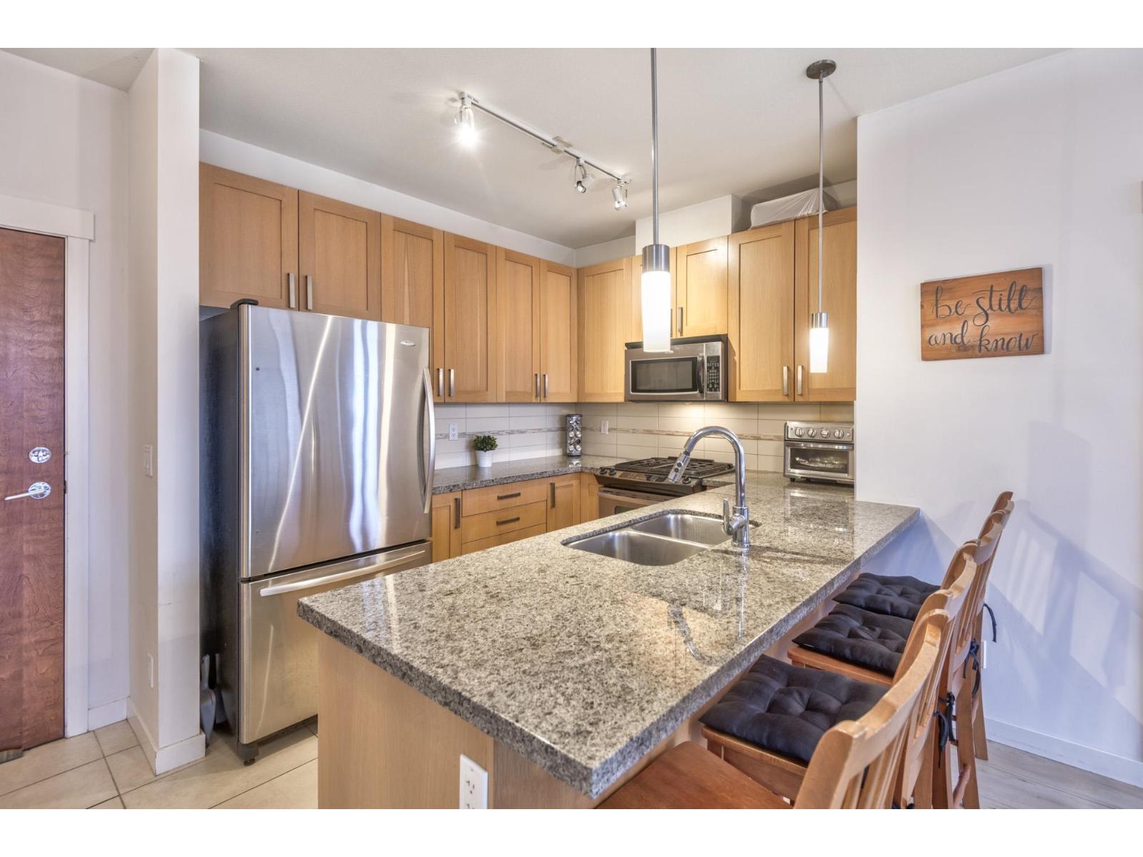 410 15918 26 Avenue, Surrey, British Columbia  V3Z 5K3 - Photo 6 - R3086070