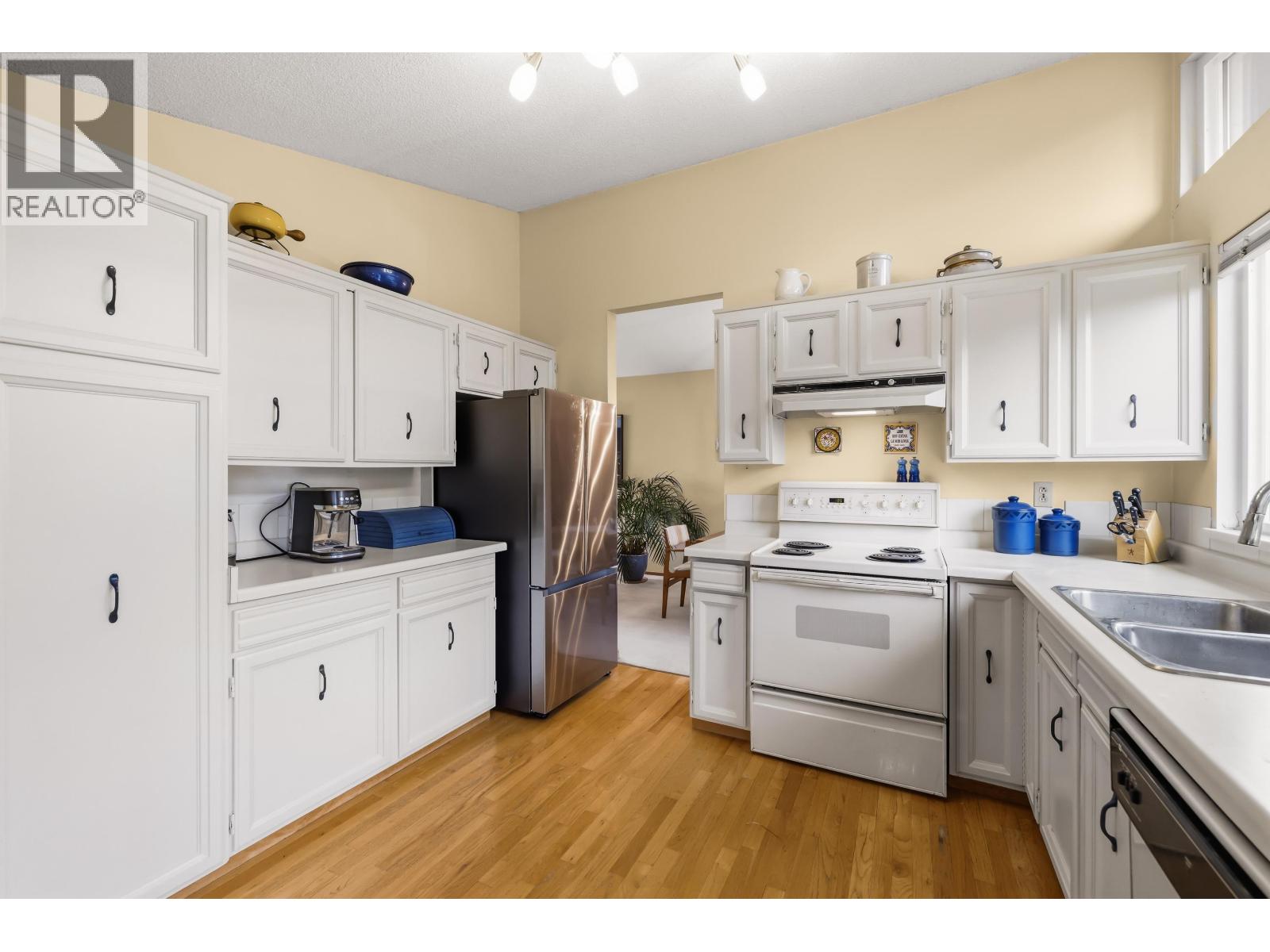 3156 Compass Court, Coquitlam, British Columbia  V3C 4A1 - Photo 11 - R3093332