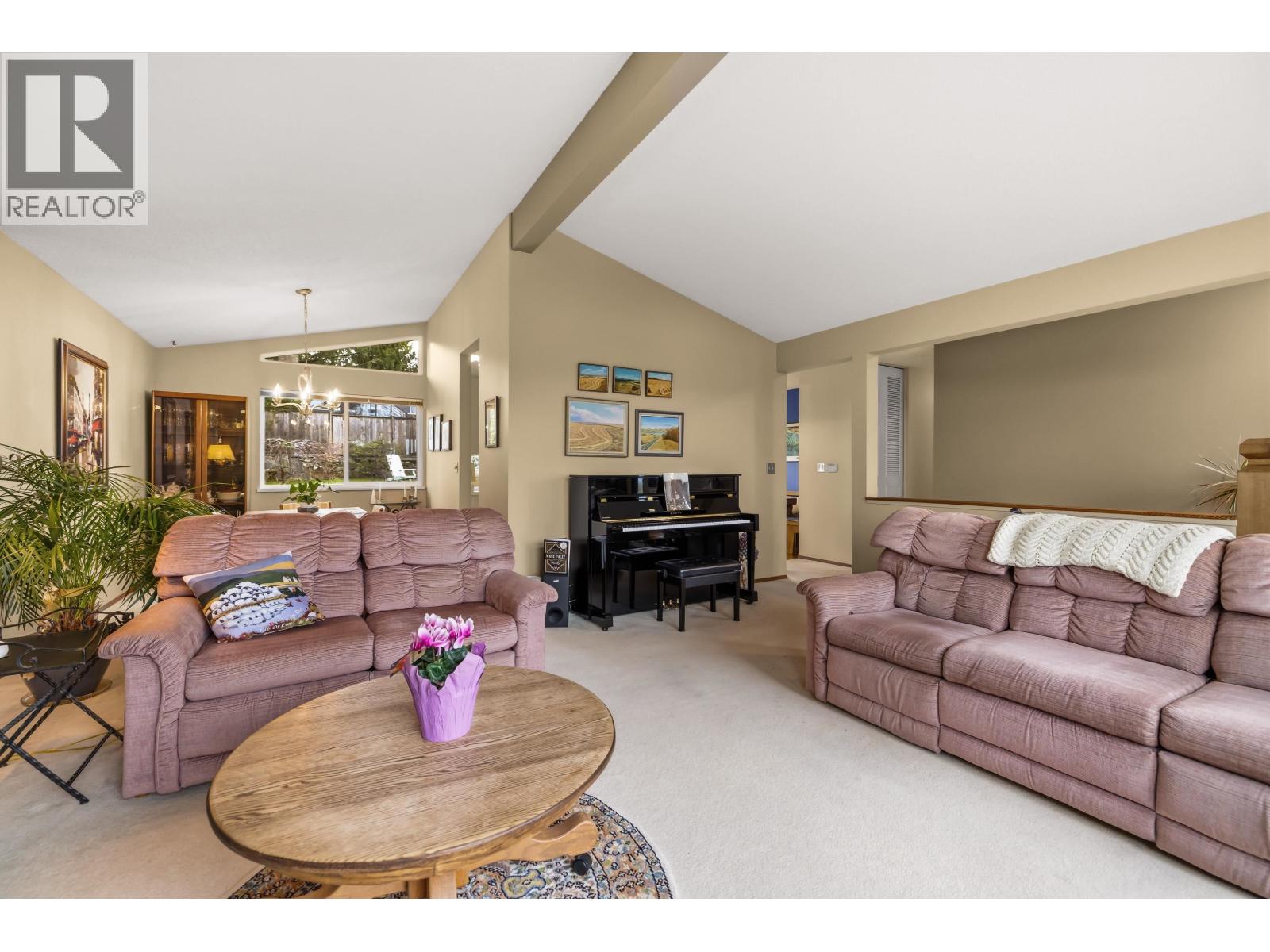 3156 Compass Court, Coquitlam, British Columbia  V3C 4A1 - Photo 9 - R3093332